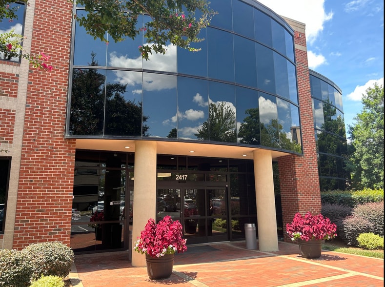 More Photos Of 2417 Atrium Dr, Raleigh Medical For Lease