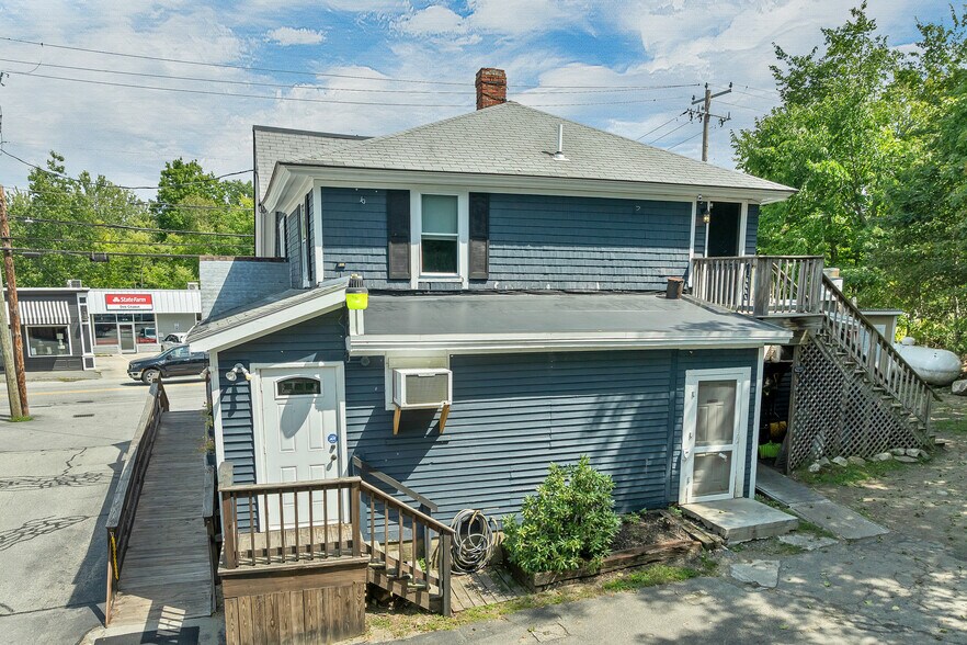 More Photos Of 40 Main St, Goffstown Restaurant For Sale