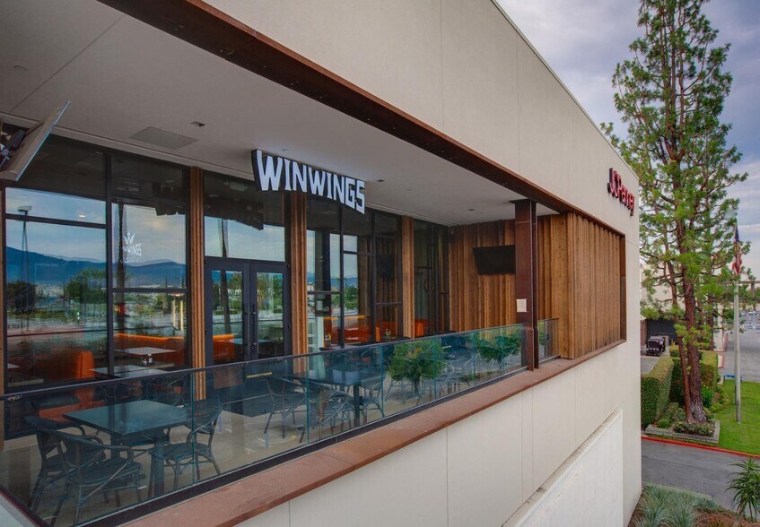 More Photos Of 5060 Montclair Plaza Ln, Montclair Unknown For Lease