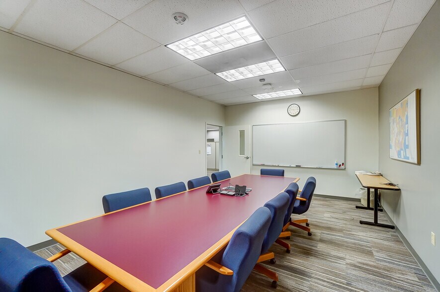 More Photos Of 2025 E 4th St, Lima Light Manufacturing For Sale