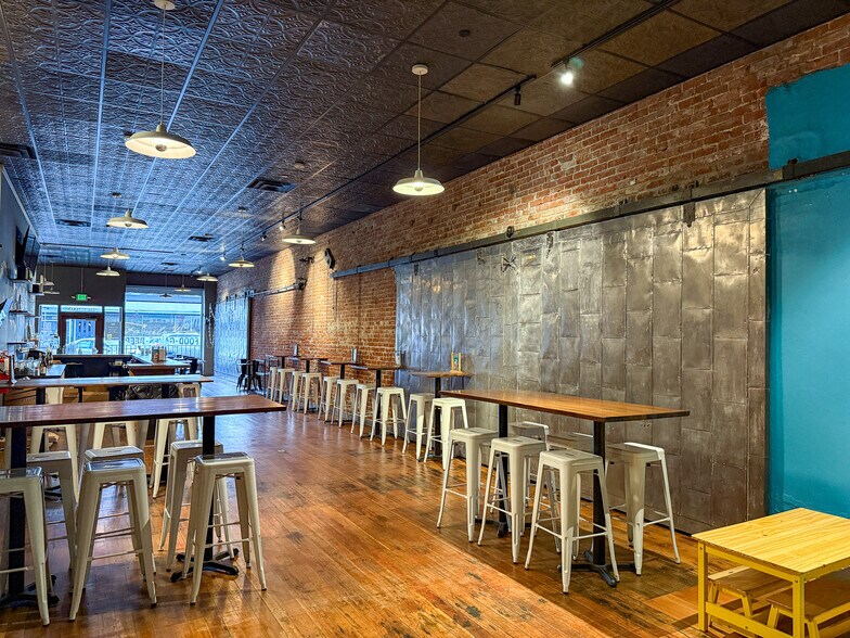 More Photos Of 226 E Main St, Walla Walla General Retail For Lease