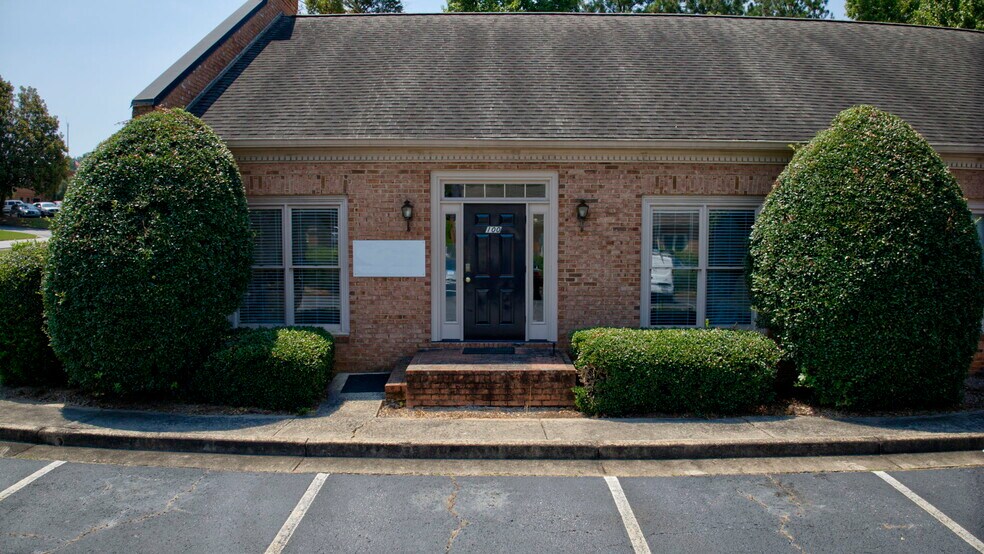 More Photos Of 188 Ben Burton Cir, Bogart Office For Sale