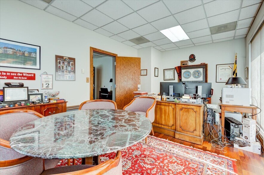 More Photos Of 100 W Antietam St, Hagerstown Office For Lease