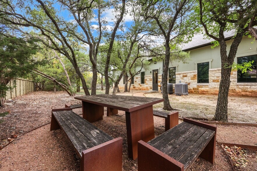 More Photos Of 301 Denali Pass, Cedar Park Office For Lease