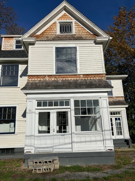 More Photos Of 54 Parkwood Blvd, Hudson Apartments For Sale