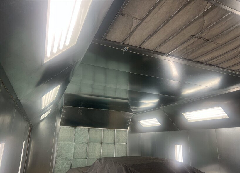 More Photos Of 6740 Crenshaw Blvd, Los Angeles Auto Repair For Lease