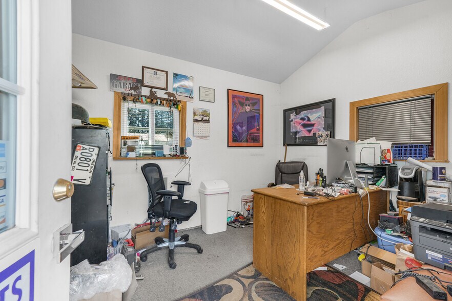 More Photos Of 1333 47th Ave, Sweet Home Land For Sale