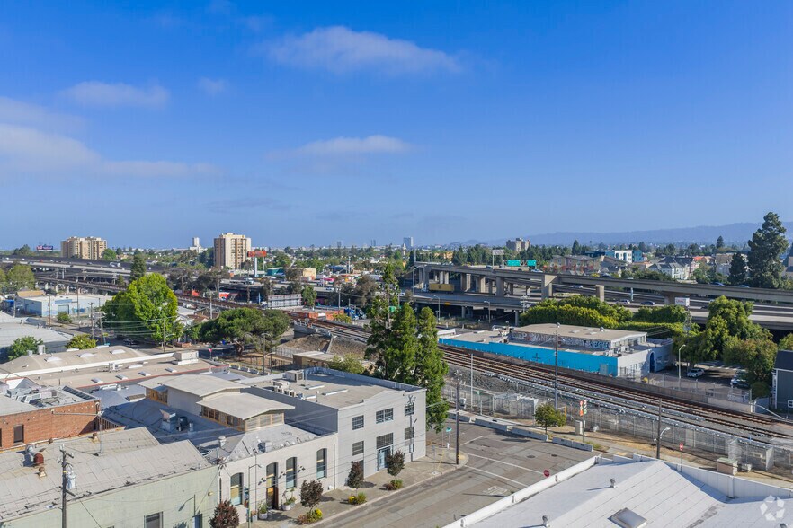 More Photos Of 329 Jefferson St, Oakland Office For Lease