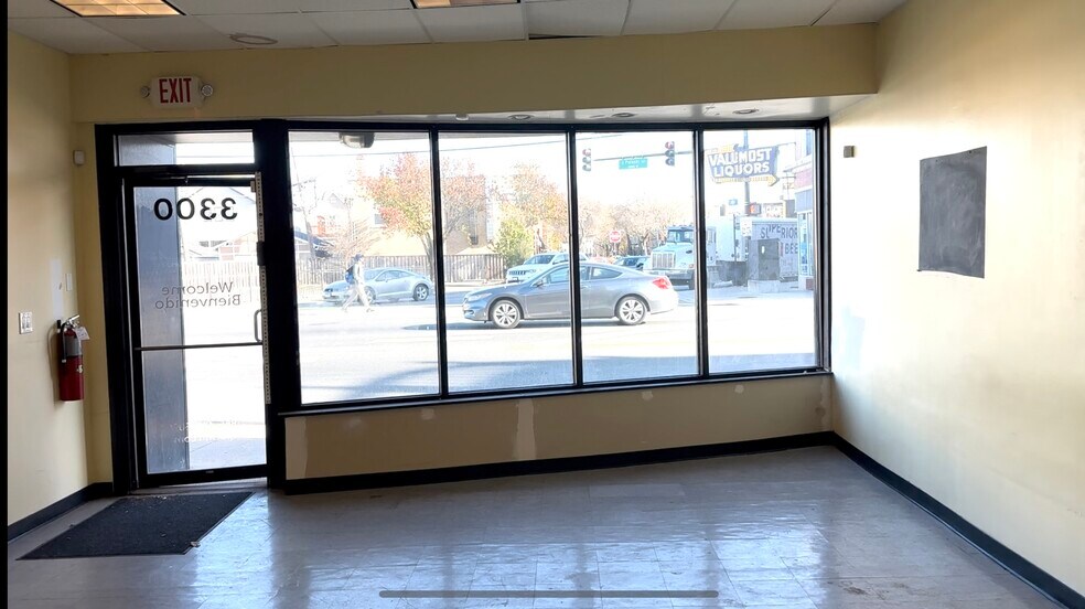 More Photos Of 3300-3314 N Milwaukee Ave, Chicago Storefront Retail Office For Lease