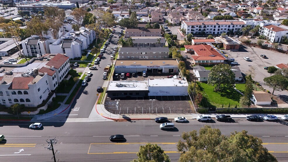 More Photos Of 7852 Bolsa Ave, Midway City Auto Repair For Sale
