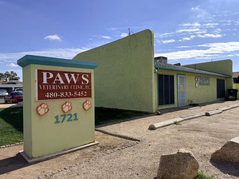 More Photos Of 1721 E University Dr, Mesa Office For Sale