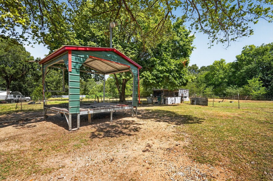 More Photos Of 0 Hwy 80, Mineola Industrial For Sale