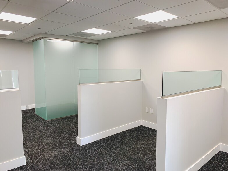 More Photos Of 9700 S Dixie Hwy, Miami Office For Lease