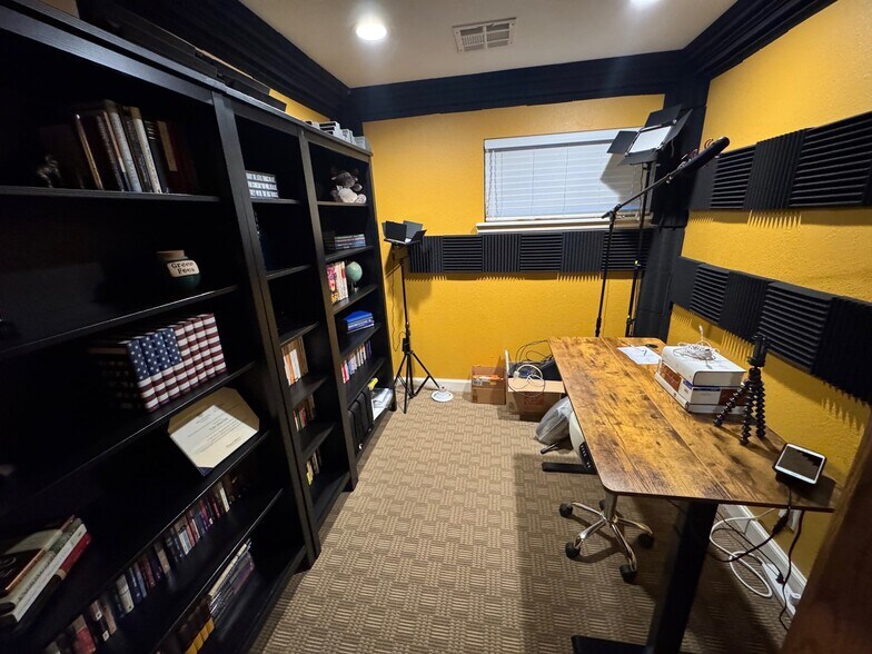 More Photos Of 6964 S 69th East Ave, Tulsa Medical For Sale