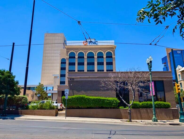 More Photos Of 416 N Stanton St, El Paso Office For Lease