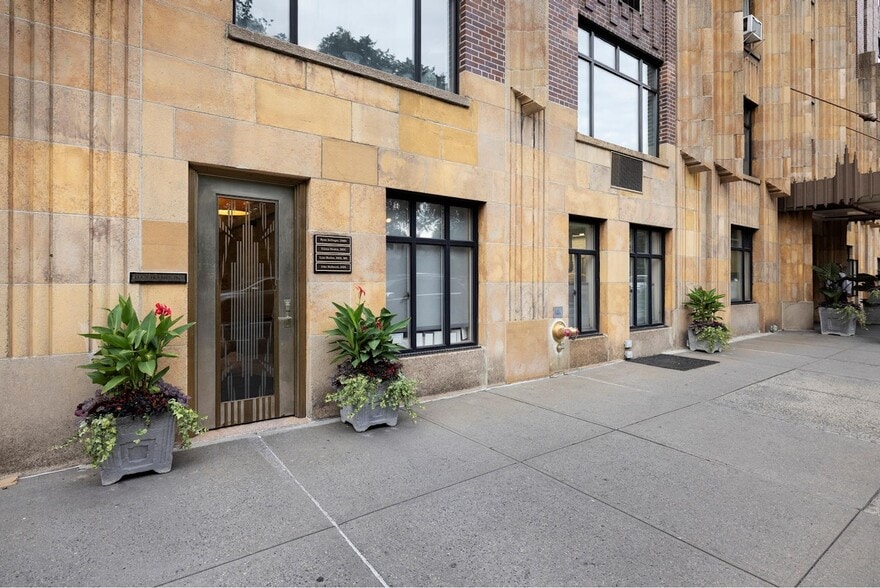 More Photos Of 55-57 Central Park W, New York Multifamily For Sale