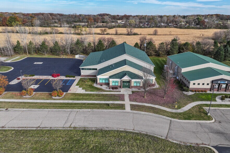 More Photos Of 1443 Granger Dr, Davison Medical For Lease