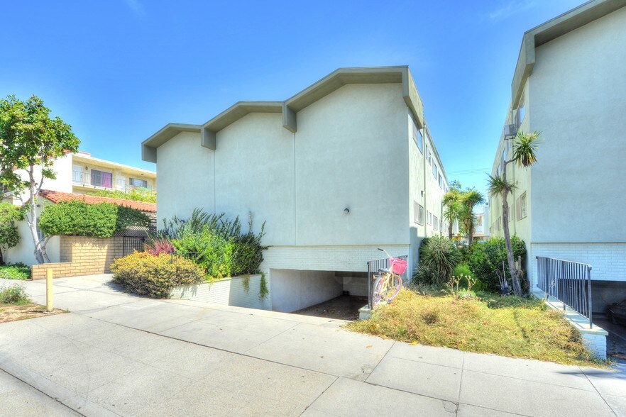 More Photos Of 1433-1437 Euclid St, Santa Monica Apartments For Sale