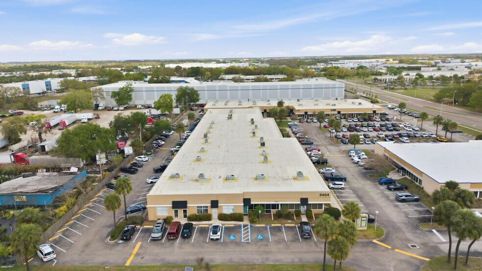 More Photos Of 5404 Hoover Blvd, Tampa Medical For Sale
