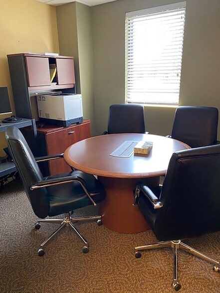 More Photos Of 28370 Kensington Ln, Perrysburg Office For Sale