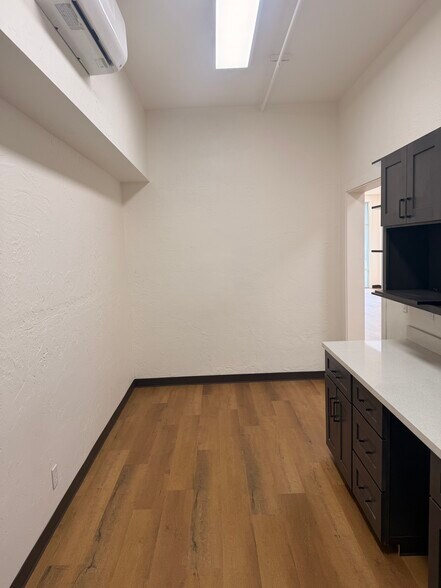 More Photos Of 423-425 Bancroft Ave, San Leandro Freestanding For Lease