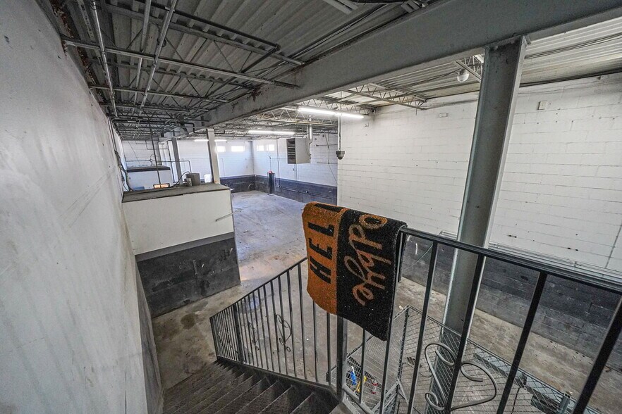More Photos Of 1601 Arctic Avenue, Bohemia, NY 11716, Bohemia Warehouse For Lease