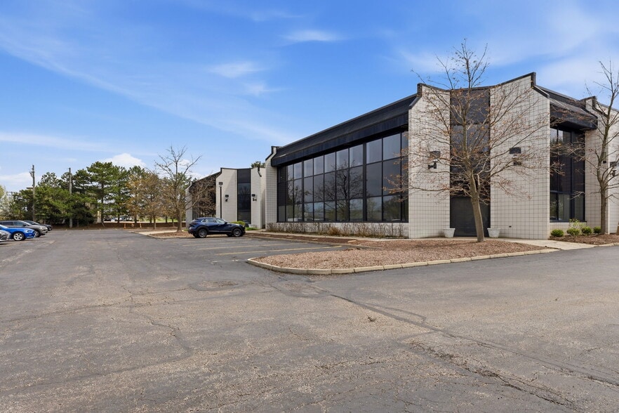 More Photos Of 24610 Detroit Rd, Westlake Office For Sale