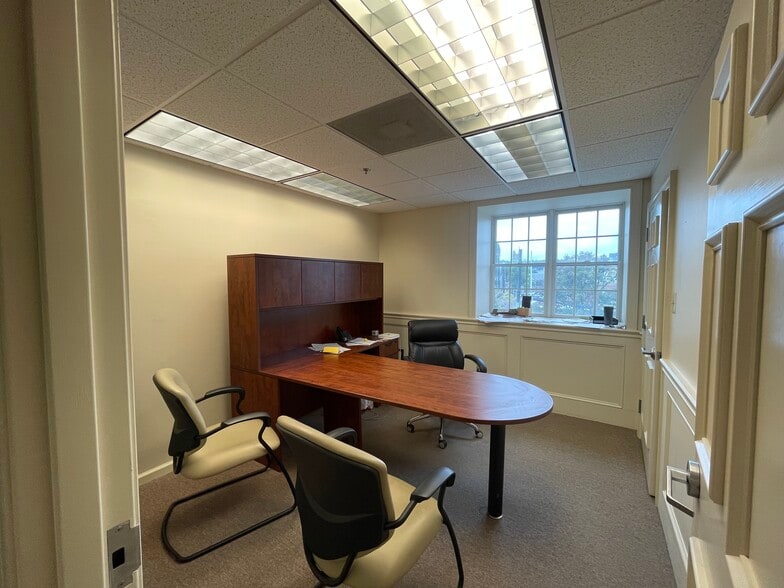 More Photos Of 500 Fayette St, Conshohocken Medical For Lease