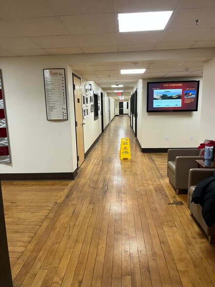 More Photos Of 521 Mount Hope St, North Attleboro Warehouse For Lease