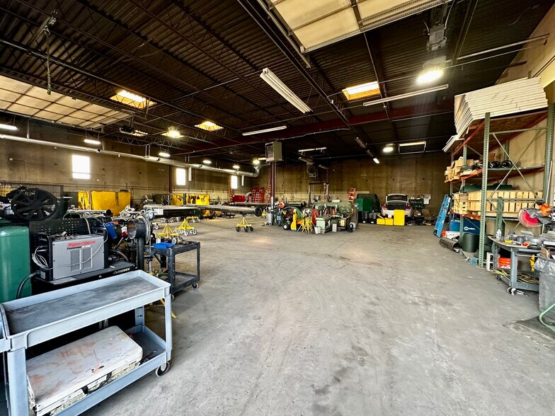 More Photos Of 6390 E 49th Dr, Commerce City Manufacturing For Sale