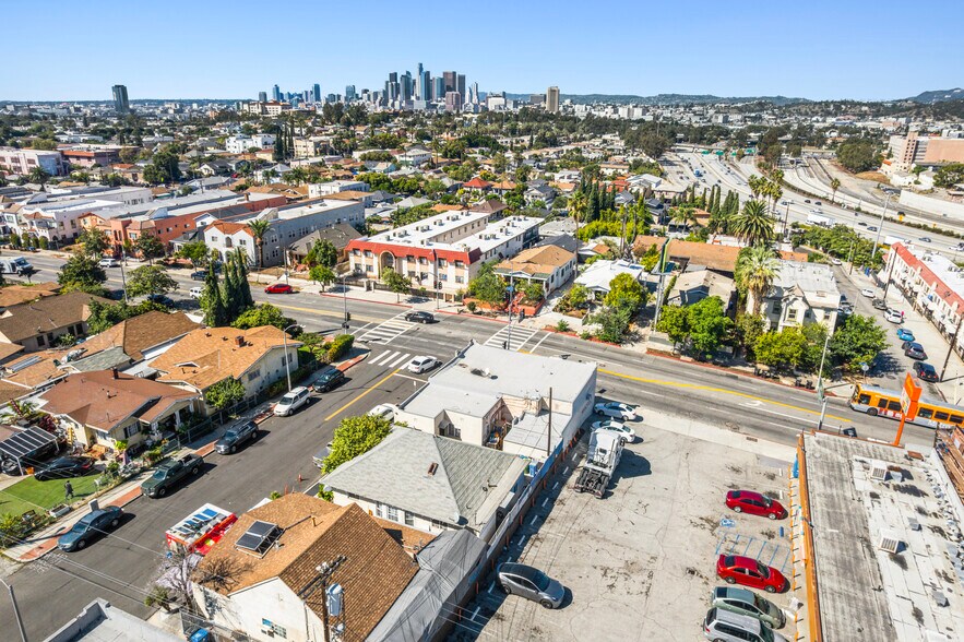 More Photos Of 900 N Soto St, Los Angeles General Retail For Sale