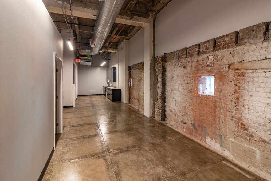 More Photos Of 537 S Broadway, Los Angeles Loft Creative Space For Sale
