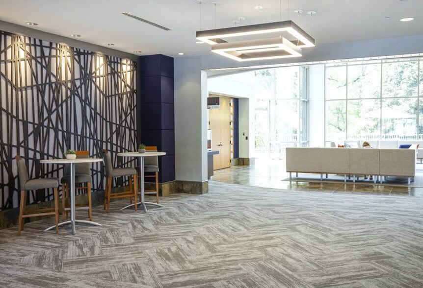 More Photos Of 5 Walnut Grove Dr, Horsham Township Office For Lease