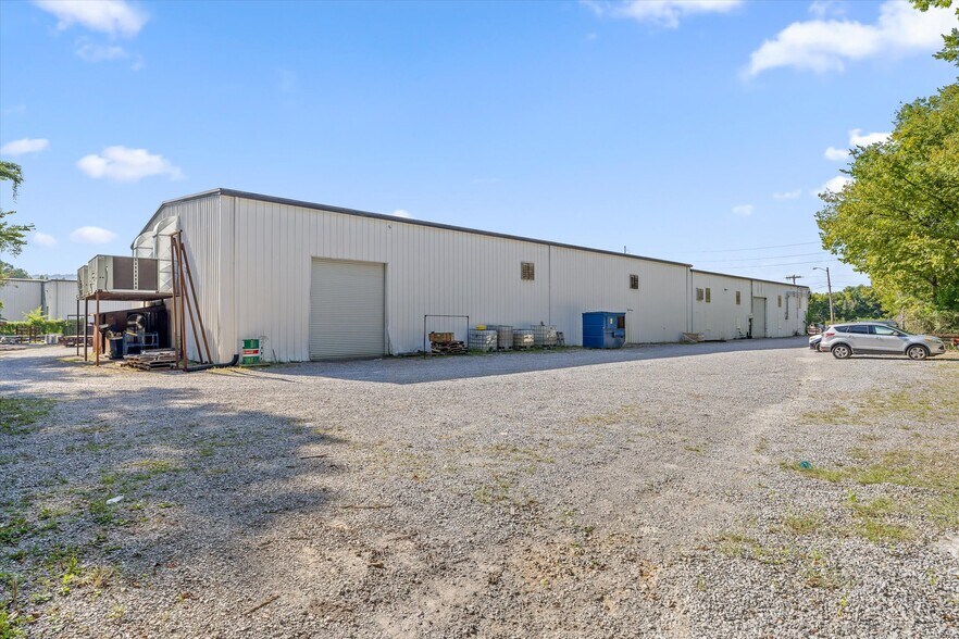 More Photos Of 1410 Workman Rd, Chattanooga Manufacturing For Lease