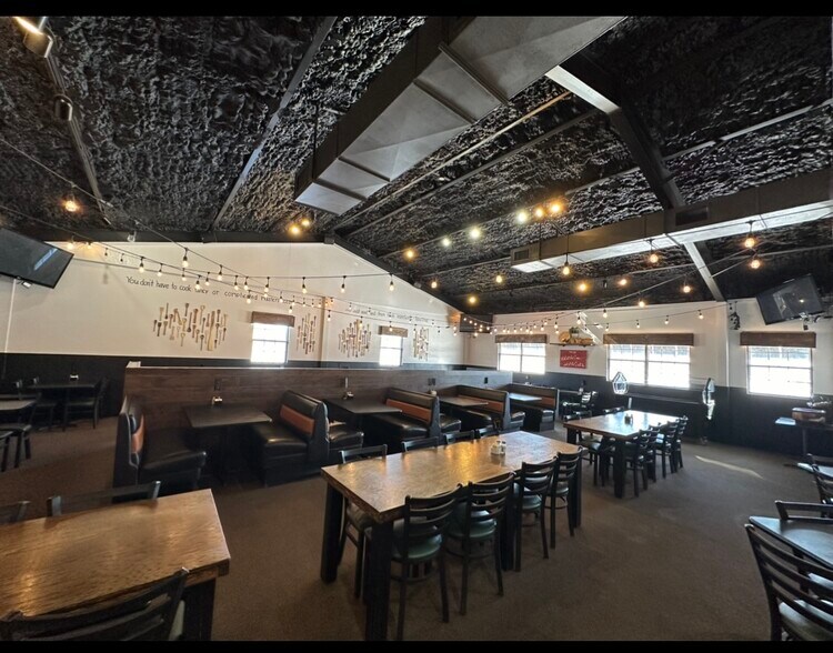 More Photos Of 524 S Dawson St, Meeker General Retail For Sale