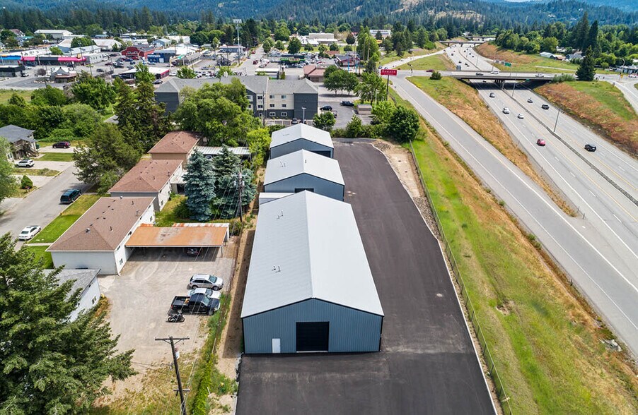 More Photos Of 2226 N Government Way, Coeur d'Alene Light Distribution For Lease