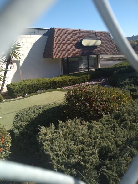 More Photos Of 30919 Mission Rd, Bonsall Contractor Storage Yard For Lease