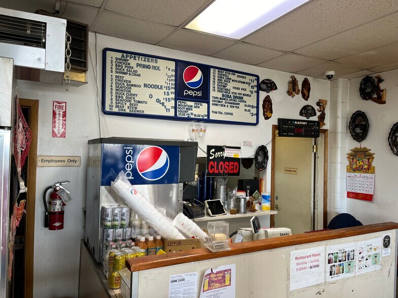 More Photos Of 1831 W Cartmell St, Pasco Freestanding For Sale