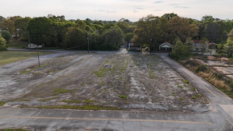 More Photos Of 144 Parkview St, Westminster Distribution For Sale