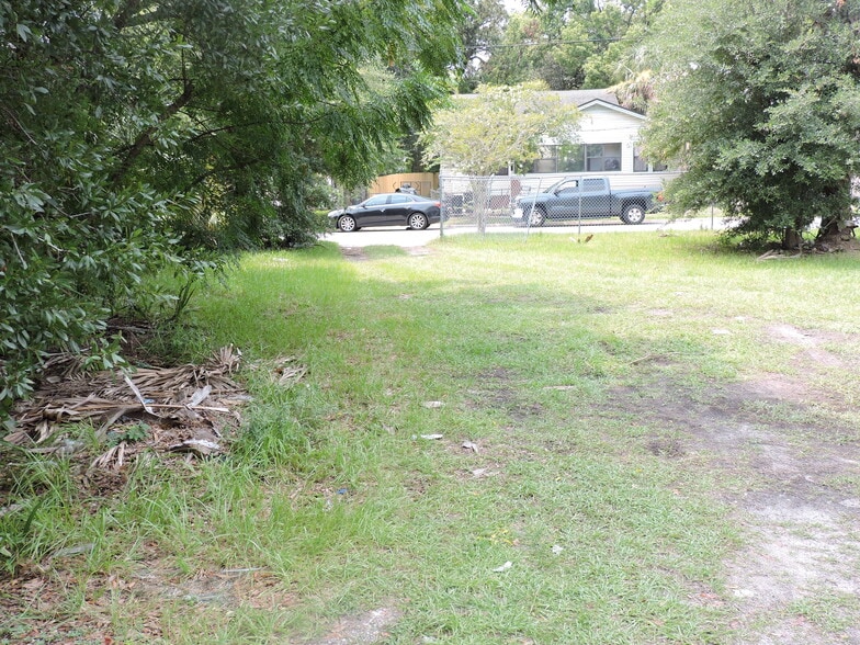 More Photos Of 1426 Kings Rd, Jacksonville Specialty For Sale