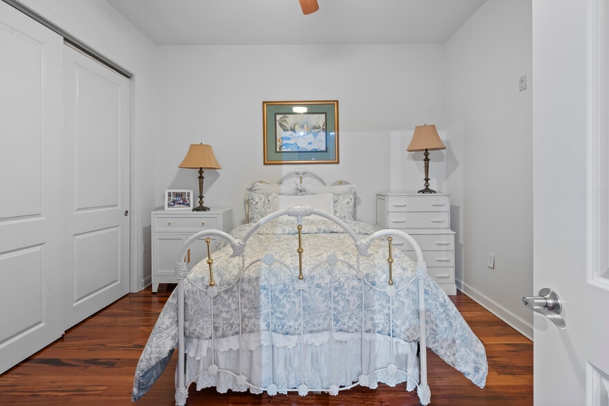 More Photos Of 158 Front St, Franklin Apartments For Sale