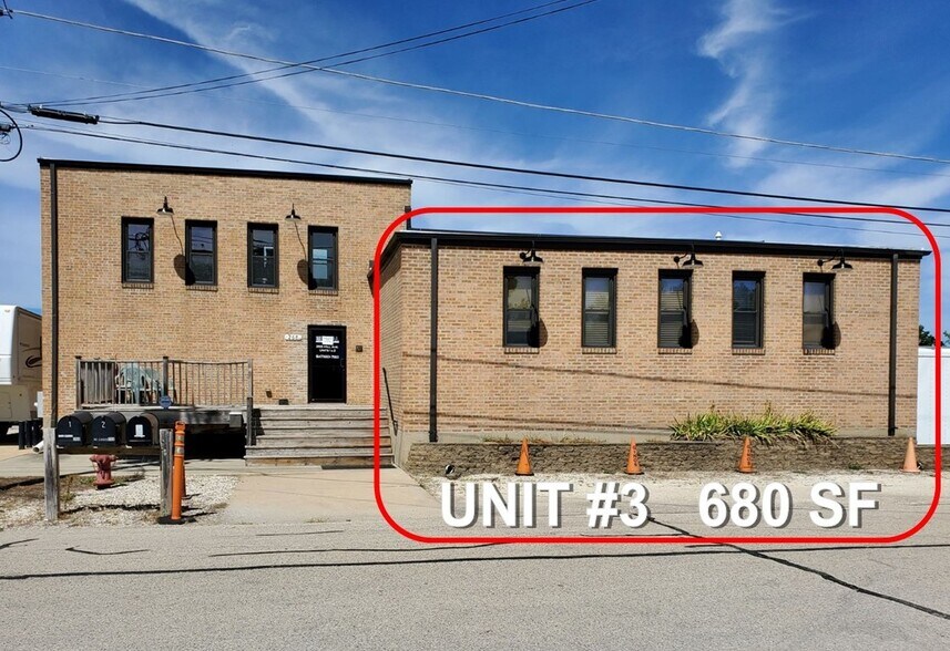 More Photos Of 268 Mill Ave, Hampshire Flex For Lease
