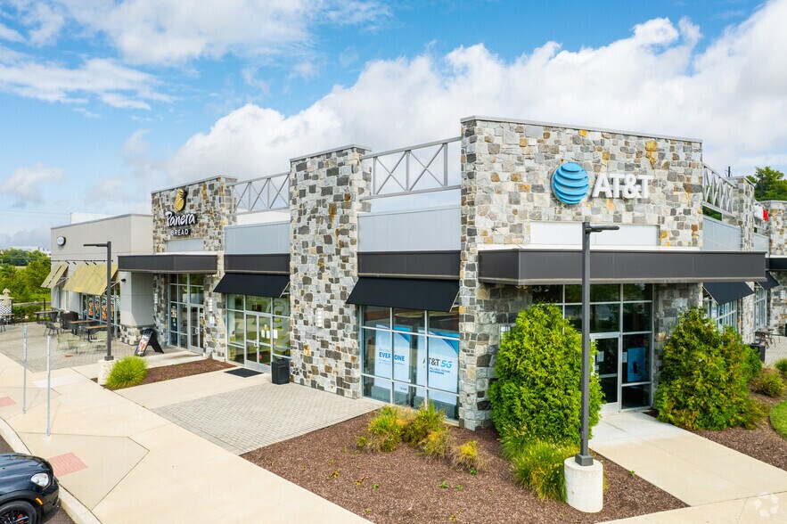 More Photos Of 5 Morehall Rd, Malvern Freestanding For Lease