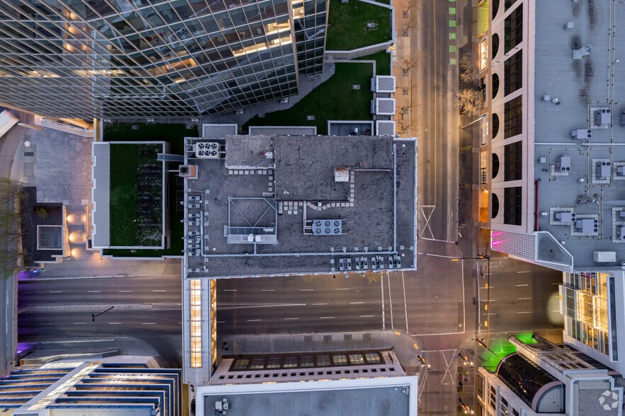 More Photos Of 505 8th Ave SW, Calgary Office For Sale