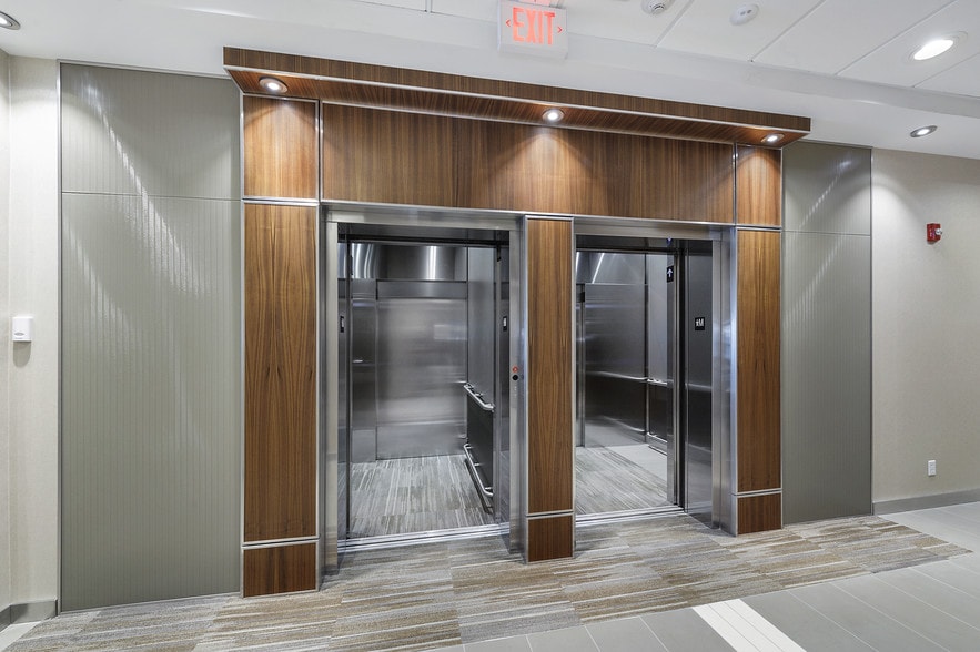 More Photos Of 75 Crowfoot Rise NW, Calgary Office For Lease