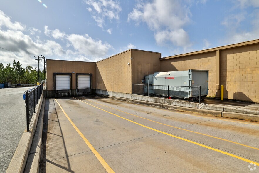 More Photos Of 203 Cedar Springs Rd, Spartanburg Unknown For Lease