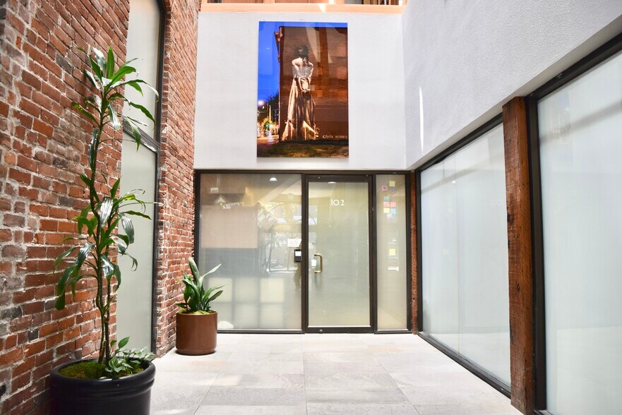 More Photos Of 521 SW 11th, Portland Loft Creative Space For Lease