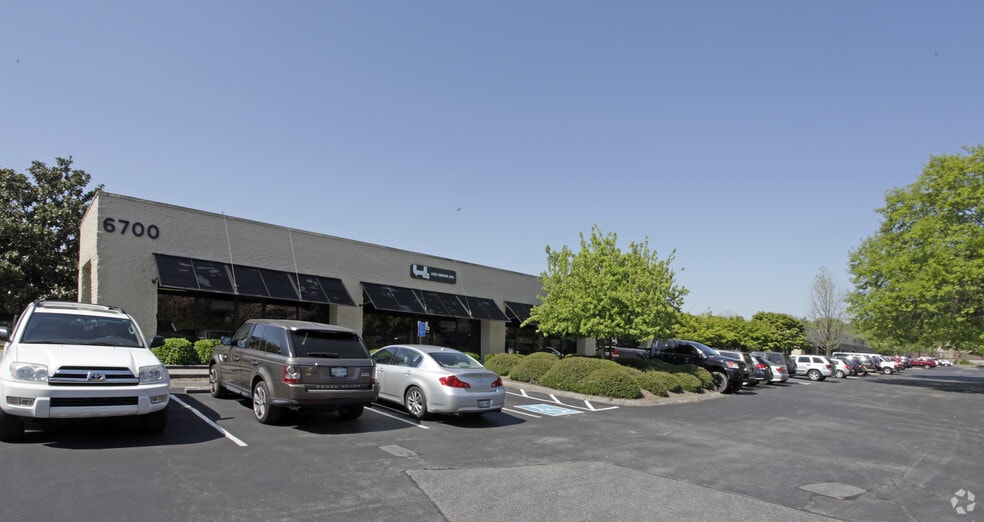 More Photos Of 6700 Baum Dr, Knoxville Unknown For Lease