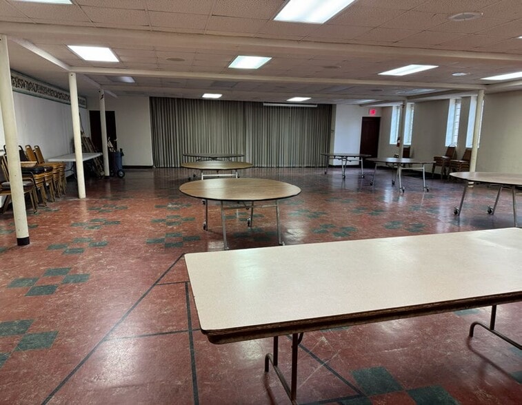 More Photos Of 4501 Bloomington Ave, Minneapolis Religious Facility For Sale