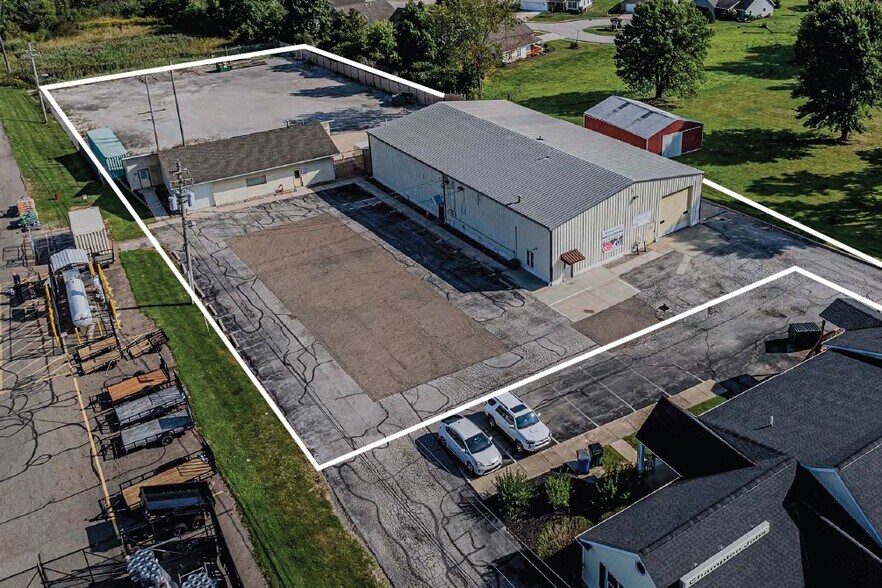 More Photos Of 15454 W High St, Middlefield Warehouse For Sale